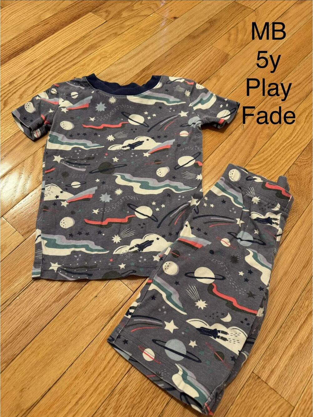 MB 5-Year-Old Boys Space Print Short Sleeve Pajama Set